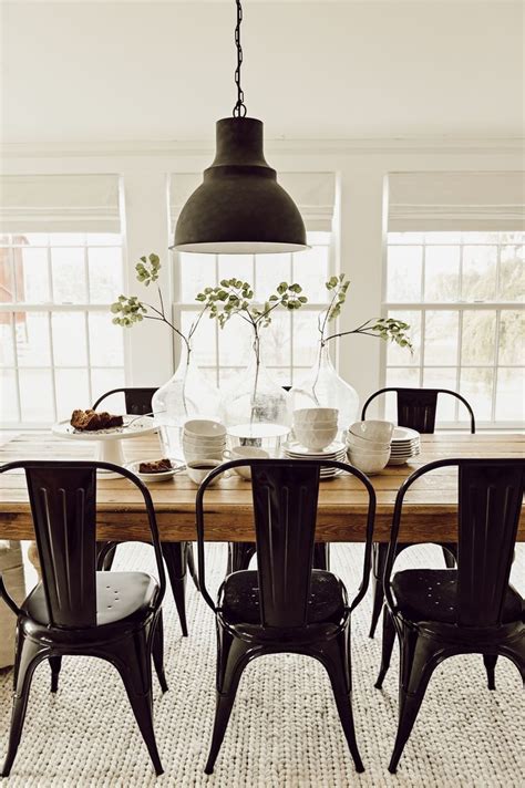 black and white dining room table